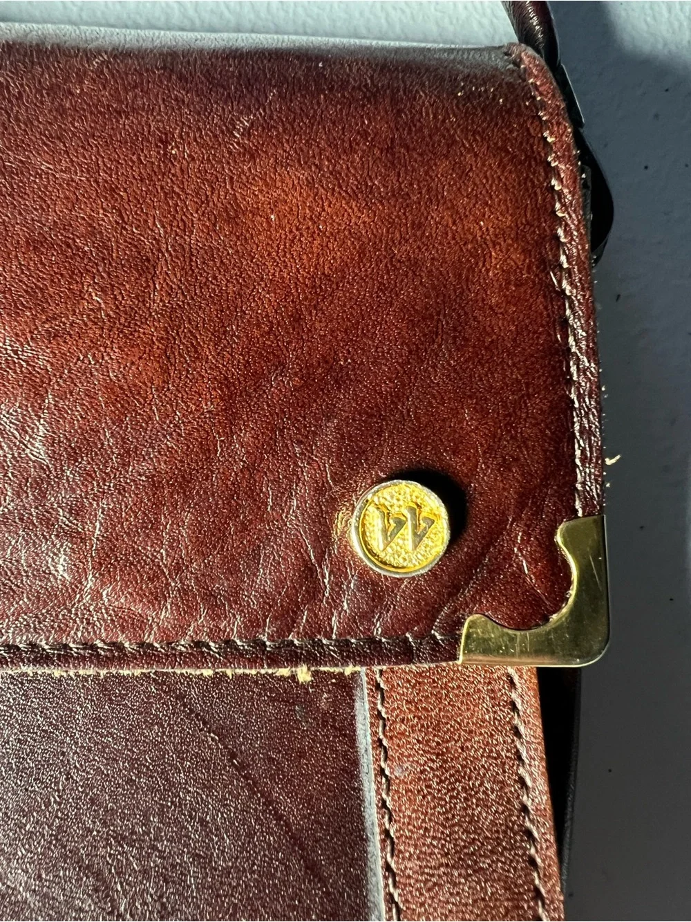 Vintage Two Tone Brown Leather Crossbody With Golden  Hardware And Clip Closure